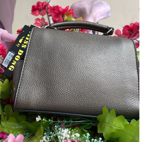 Bolsa Feminina Peq. Alça Mão e Transversal Miss Dong -100%Poliuretano Luxo e simplicidade - Image 3