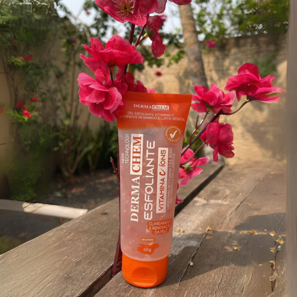 Gel Esfoliante DERMACHEM  Vitamina C Ions 100ml - Clareamento e Renovação da Pele - Image 5